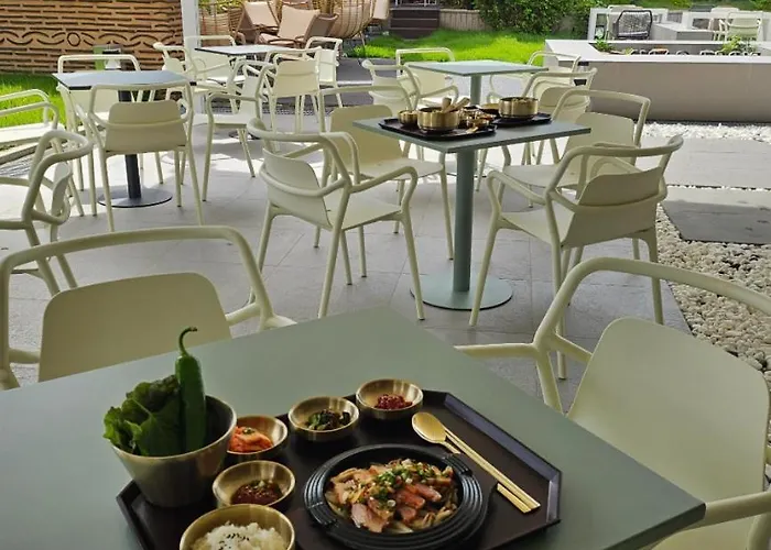 First Myeongdong Hôtel capsule Séoul